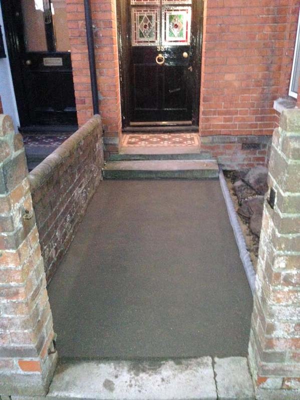Path in Newbury, Berkshire, new concrete base just having been laid